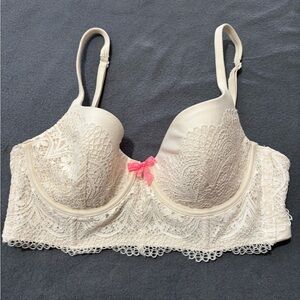 Victoria’s Secret Body by Victoria Lined Demi Bra 34C Ivory Lace
